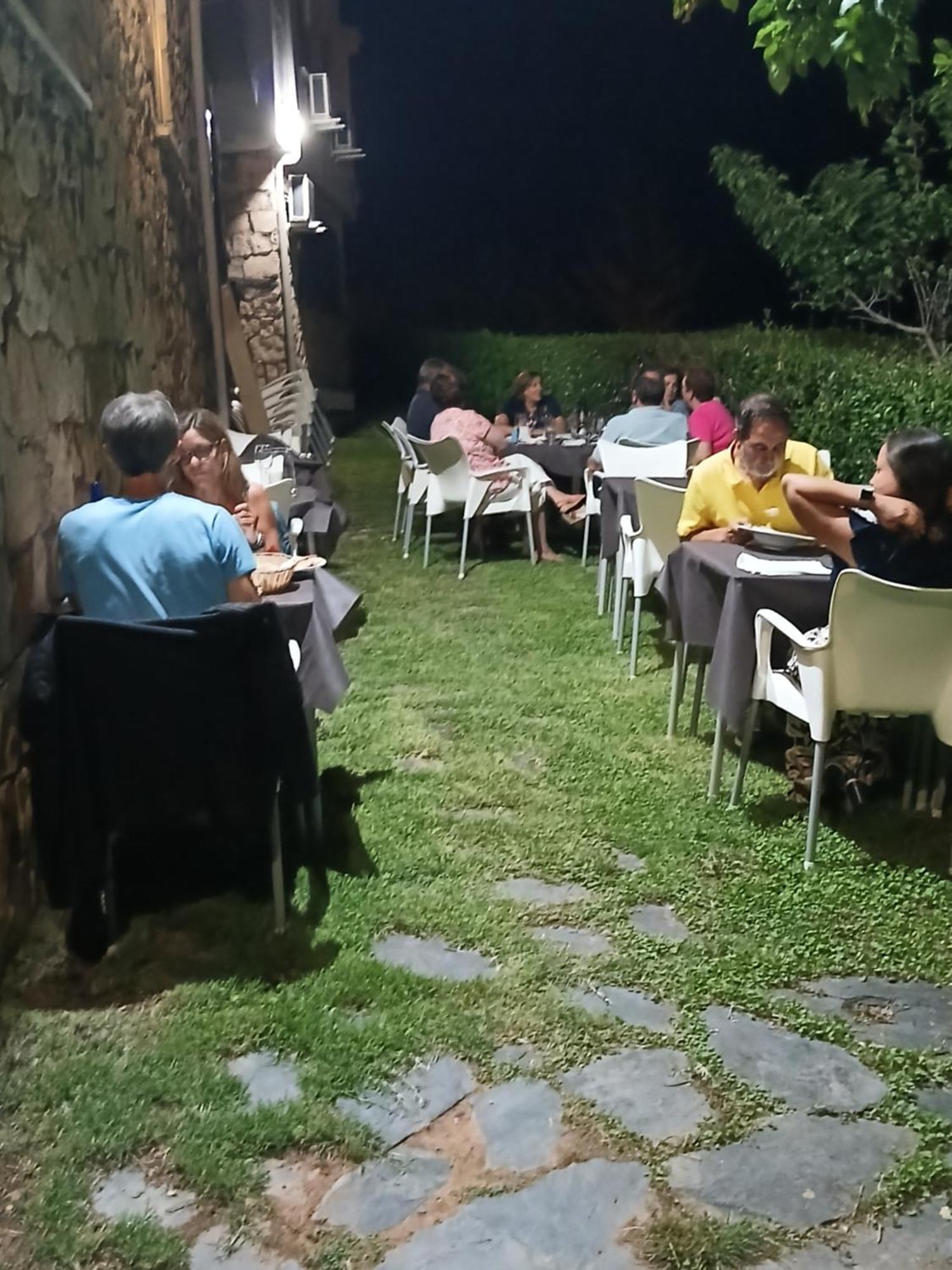 Hospedium Hostal Restaurante El Mirador De Atienza Zewnętrze zdjęcie