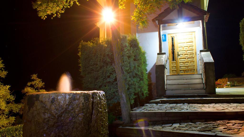 Hospedium Hostal Restaurante El Mirador De Atienza Zewnętrze zdjęcie