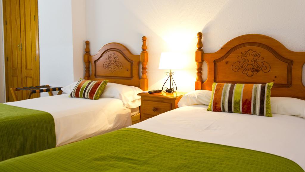 Hospedium Hostal Restaurante El Mirador De Atienza Zewnętrze zdjęcie