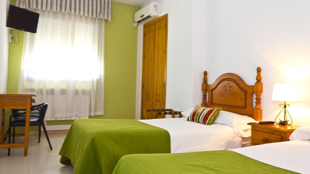 Hospedium Hostal Restaurante El Mirador De Atienza Zewnętrze zdjęcie