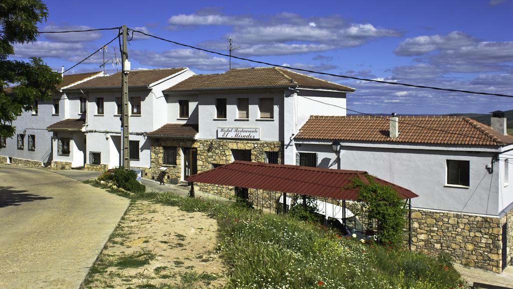 Hospedium Hostal Restaurante El Mirador De Atienza Zewnętrze zdjęcie
